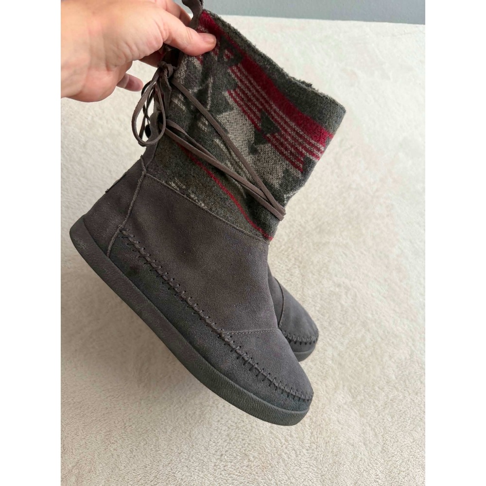 TOMS Womens 7 Brown Nepal Boots Suede Faux Fur Tribal Geometric 300714